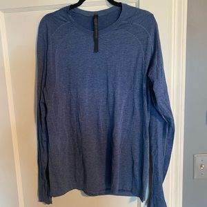 Mens Lululemon top